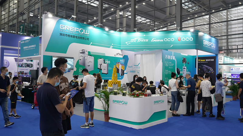 無人機(jī)展覽會(huì)現(xiàn)場(chǎng) 無人機(jī)展覽會(huì)現(xiàn)場(chǎng)