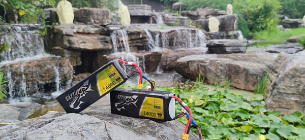 無(wú)人機(jī)電池 無(wú)人機(jī)電池