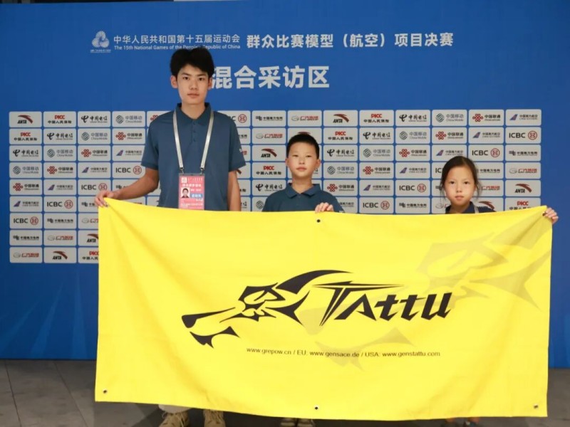 虞靖淳、虞恩寧、王世奧